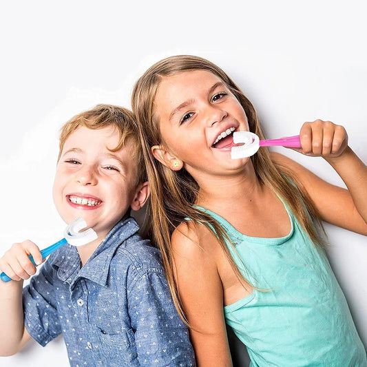 KIDS ORAL CARE • 360° U-SHAPED TOOTHBRUSH